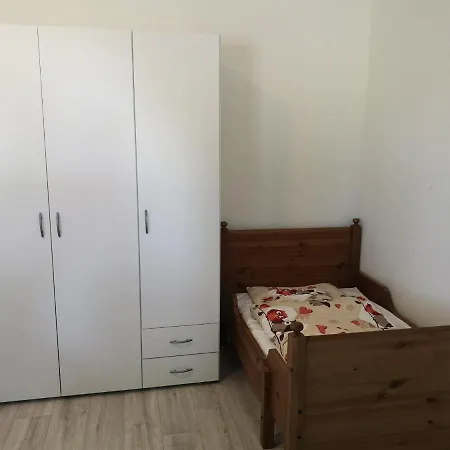 Appartement Ferienwohnung In Krakow Am See - A60058 *